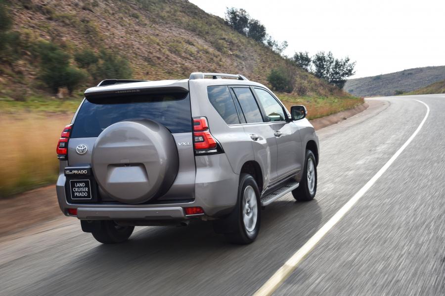  Toyota Land Cruiser Prado VX-L (150) 2017 года  (ZA) (фото 28 из 40)